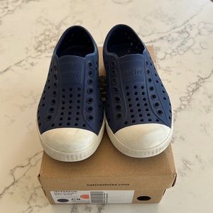 Native Jefferson Shoe Navy Blue Toddler 9
